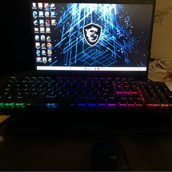 MSI GF63 great condition runs almost any game.